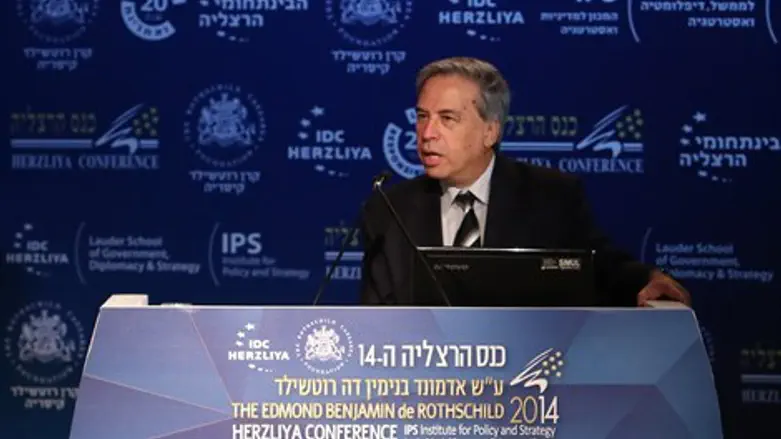 סקר ייחודי. פרופ' מינץ