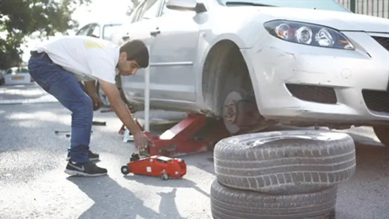 Abu Ghosh resident after 'price tag' (file)