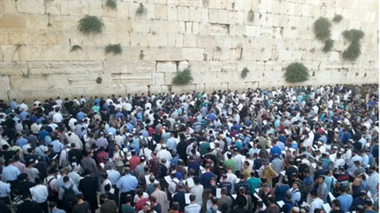 Praying for missing youths