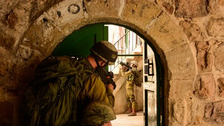 "Вернитесь, братья": солдаты ЦАХАЛа в Хевроне