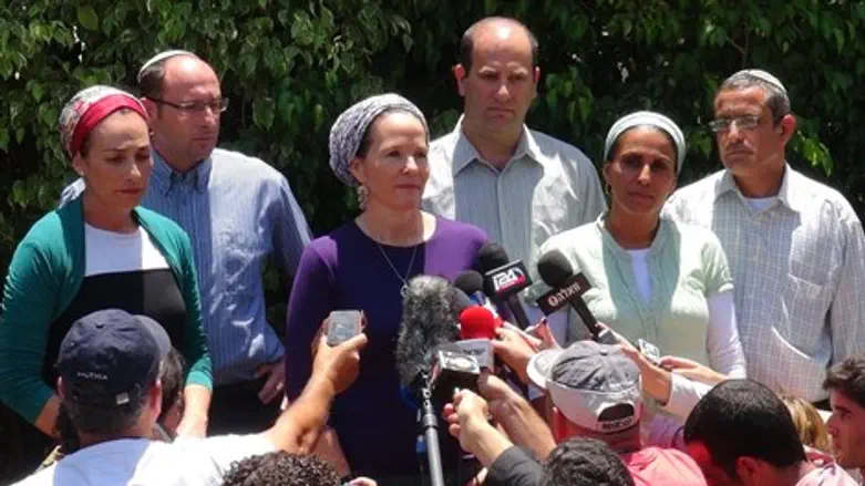 משפחות החטופים
