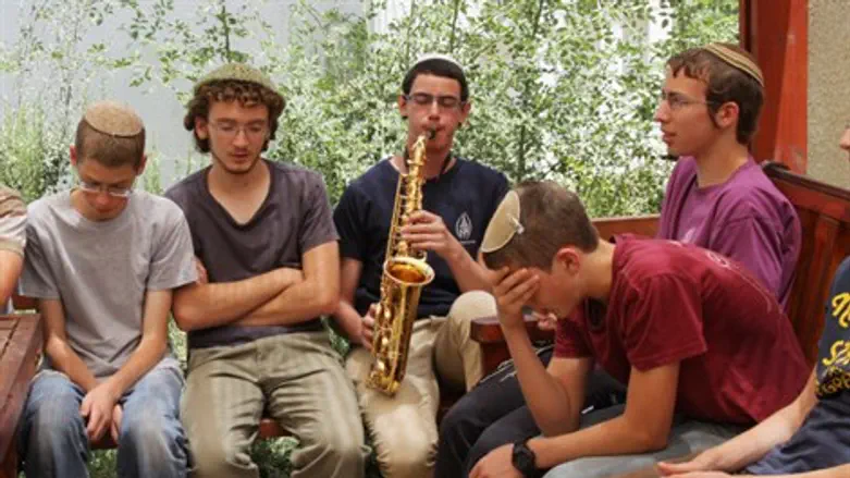 ישיבת "מקור חיים"