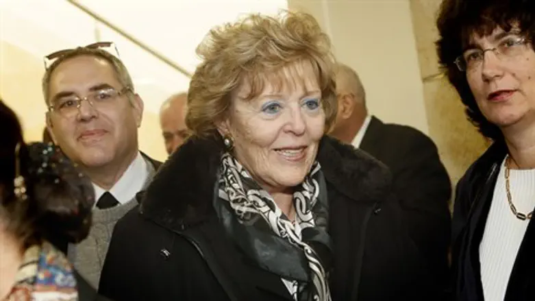 נפרדים מעדנה ארבל