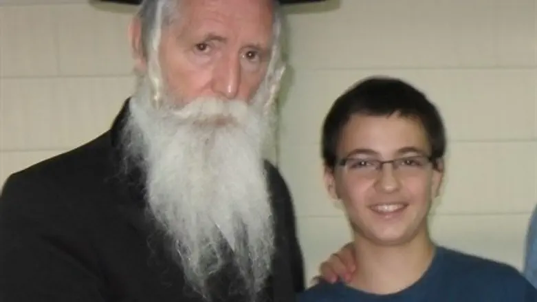 גיל-עד שאער והרב גרוסמן