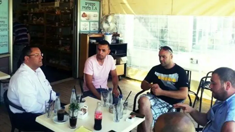 ליאון בגילה