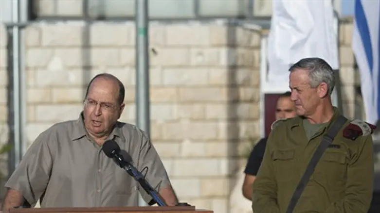 משה יעלון ובני גנץ