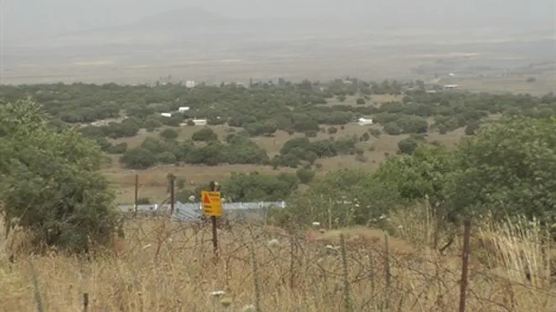 כפר מורדים על הגבול עם ישראל