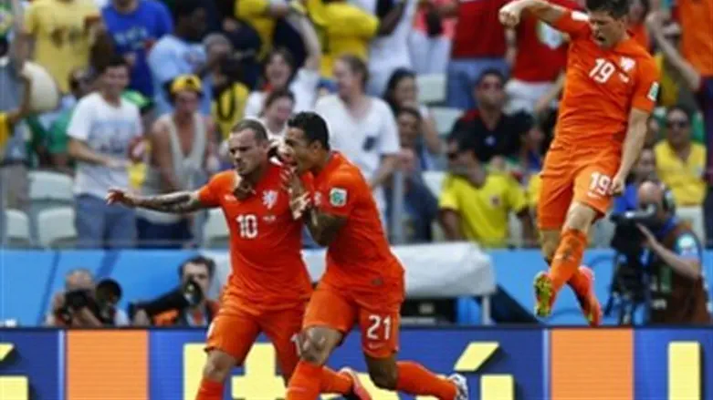 אין מאושרים מהם. שחקני הולנד