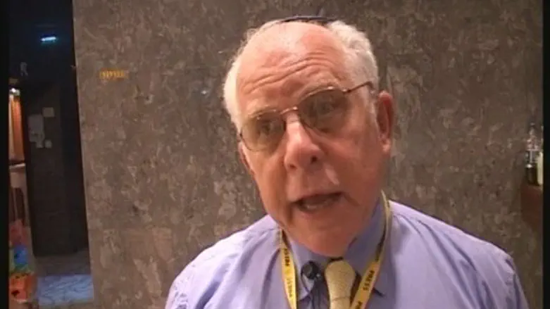 בצלם ווטש. דוד בדין