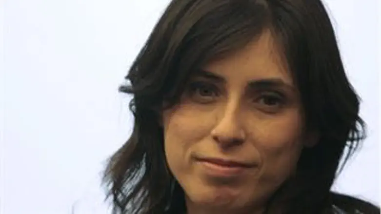 לא מורדת. חוטובלי