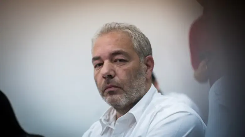 פישר בבית המשפט. היום