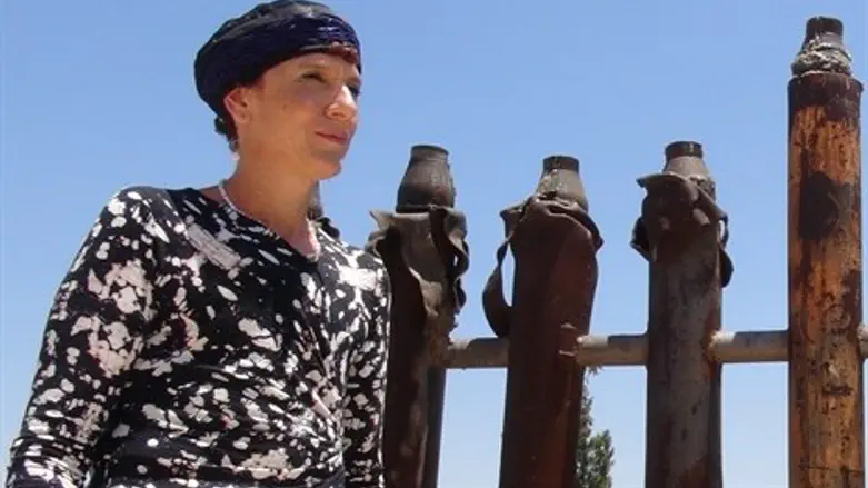 שולי מועלם בשדרות