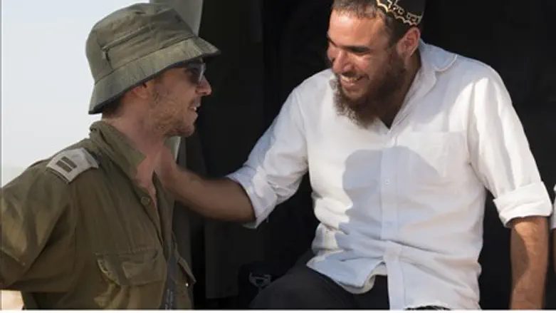 Solidarity at the front lines