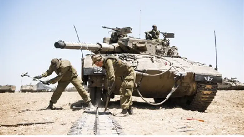 Tanks prepare for a ground assau