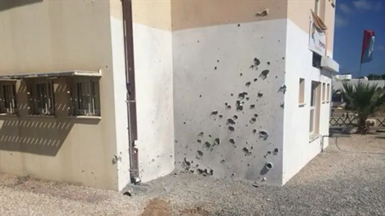 פגיעת רקטה באחד מישובי חוף אשקלון