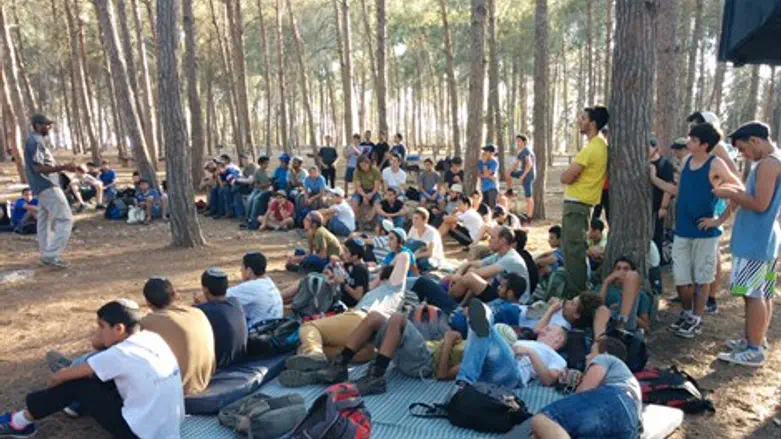 בני הנוער בבסיס חיל הים