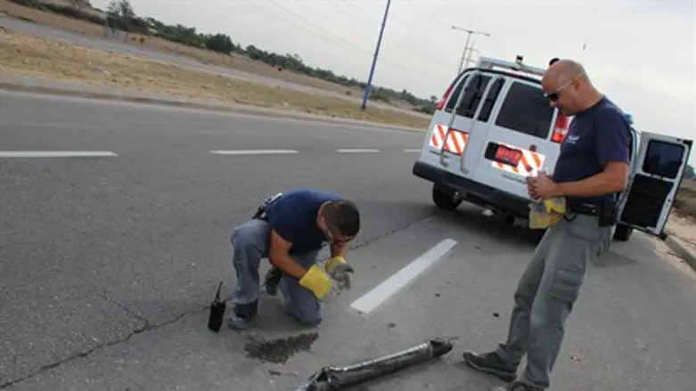 Ракетный обстрел (Архив)