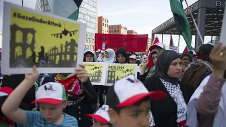 Anti-Israel demonstration in Berlin