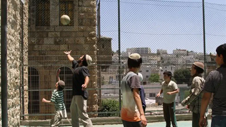 ילדים בבית הדסה