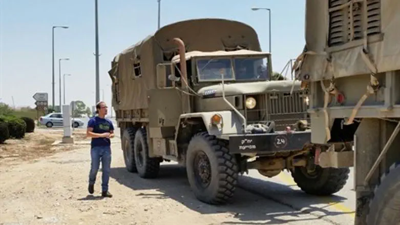 מחלקים כרטיסי פק"ל