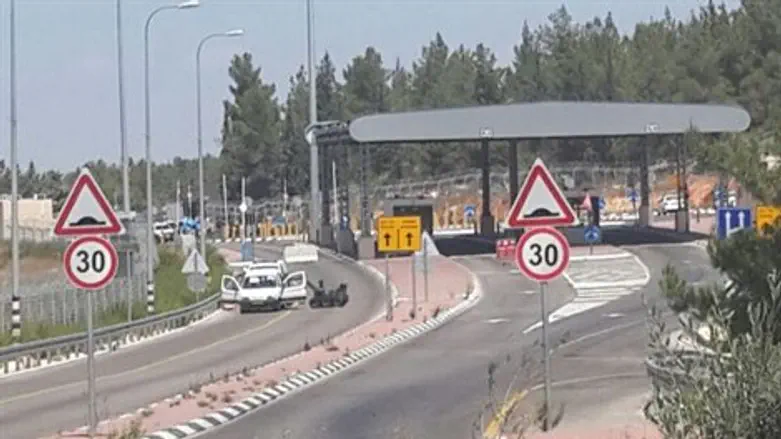 הרכב החשוד במחסום ביתר עילית