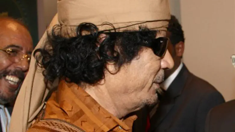 מועמר קדאפי.