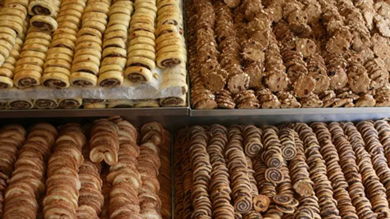 עוגיות במאפייה