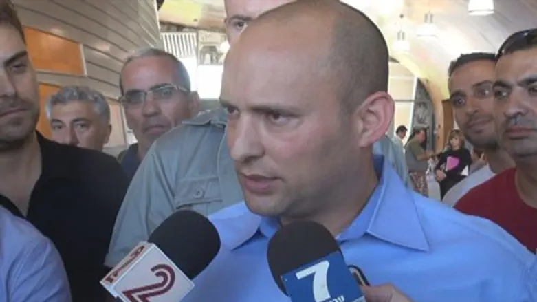 בנט באשקלון