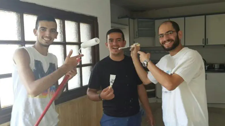 משפצים את הדירה