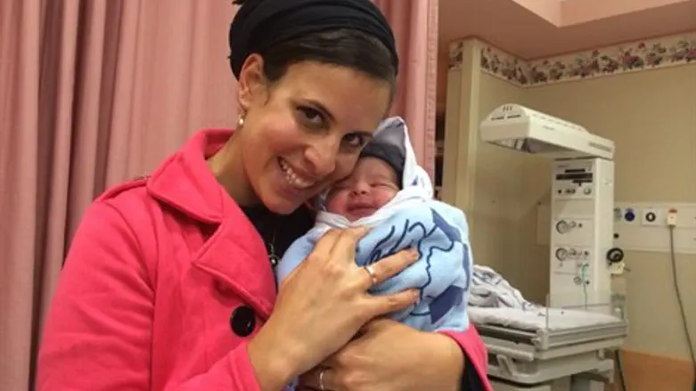 נשמה חדשה יורדת לעולם