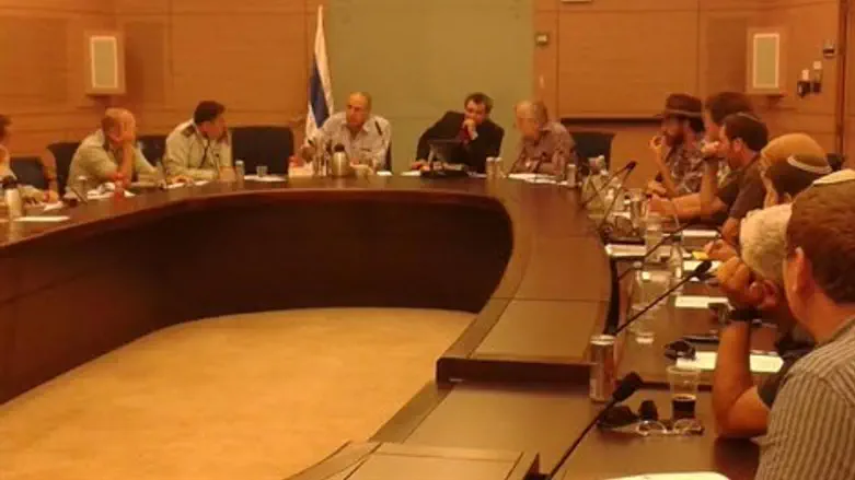 דיון הוועדה