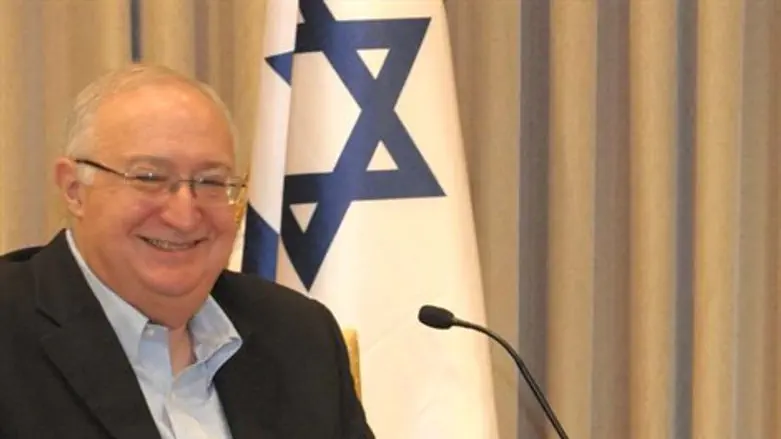 תנו הזדמנות. טרכטנברג בבית הנשיא