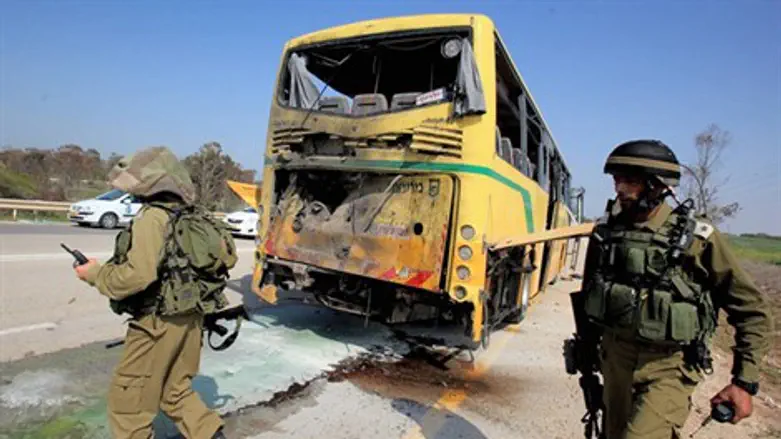 האוטובוס שנפגע מנ"ט