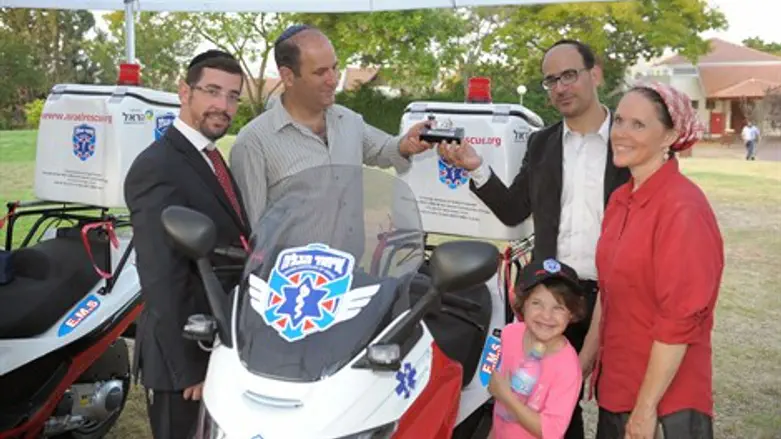 מנציחים את הנערים