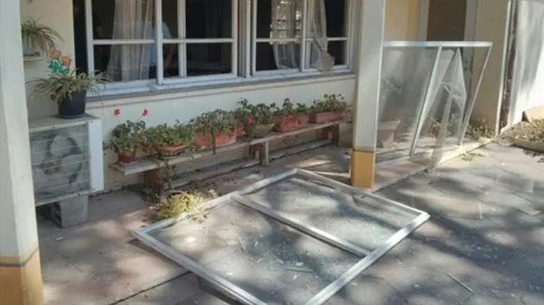 פגיעת הרקטה באשכול