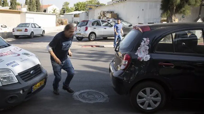 Running for shelter (illustration)