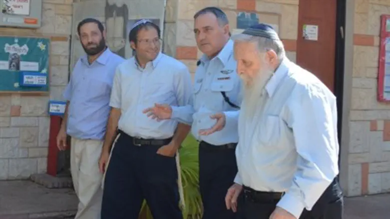 המפכ"ל יוחנן דנינו בישיבת אור עציון