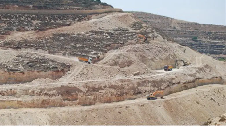 Preparing for more construction at Ramat Giva