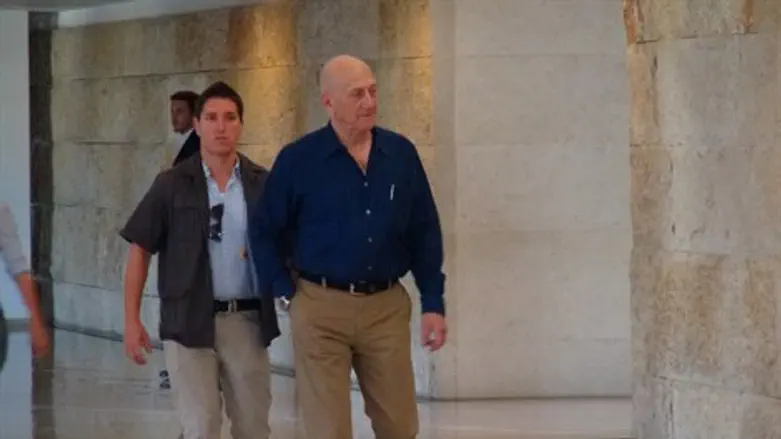 אולמרט בבית המשפט העליון. הבוקר