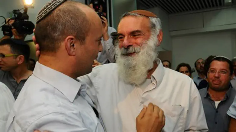 הרב אביחי רונצקי ונפתלי בנט