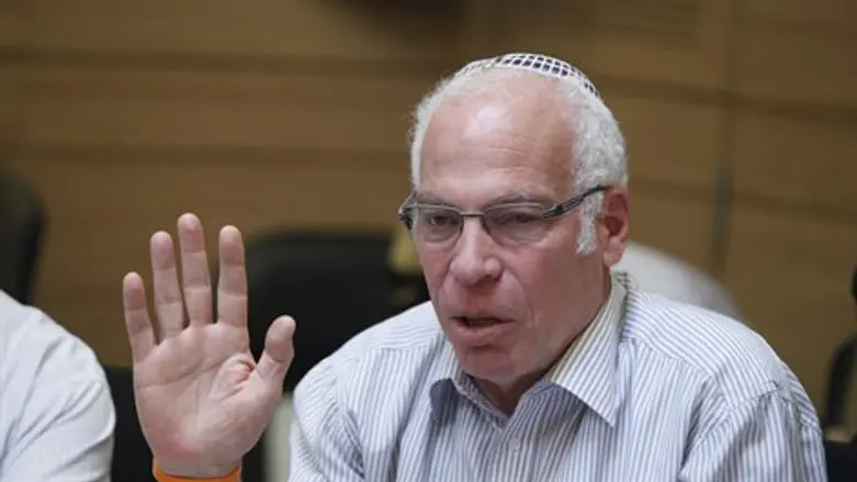 להחליף דיסקט. יו"ר האיחוד הלאומי - תקומה