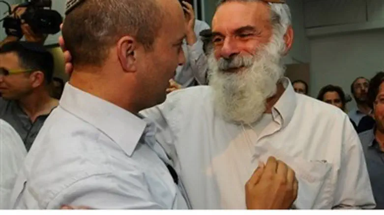 Naftali Bennett, Rabbi Ronsky