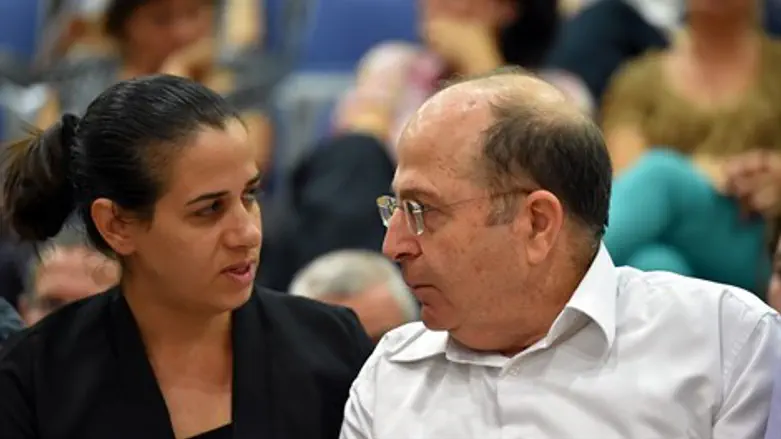 יעלון עם גילה טרגרמן, אימו של דניאל ז"ל