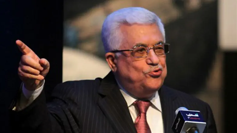 הצהרות בזירה נוחה. עבאס