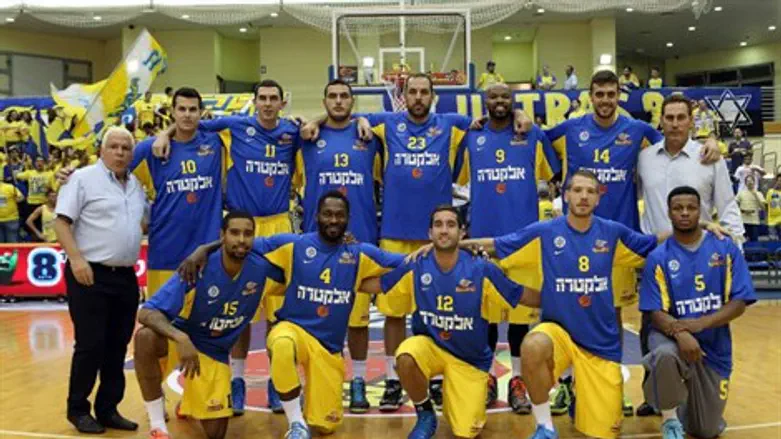 מי יפנה את מקומו?