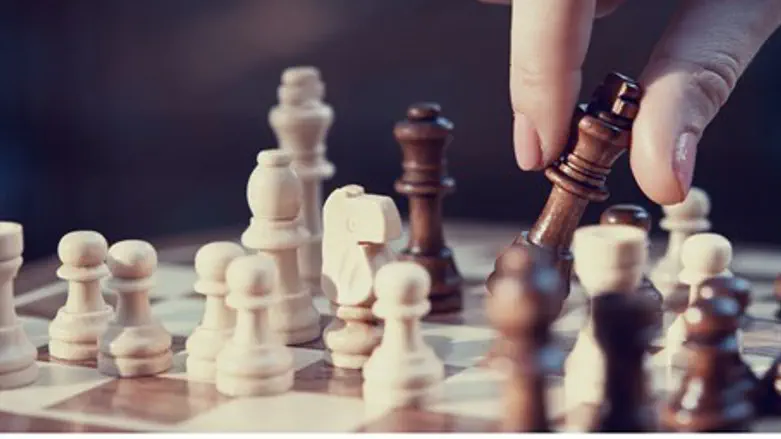 Chess (illustration)
