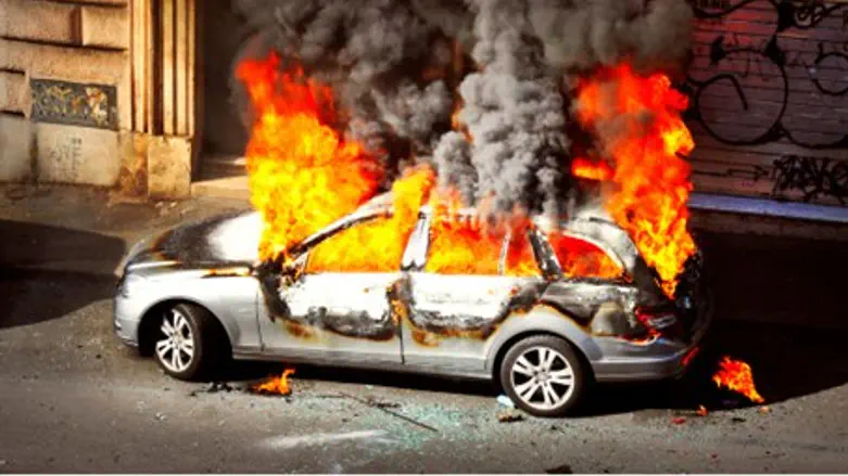 Car explosion (illustration)
