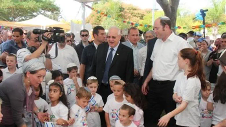 Rivlin in Lod