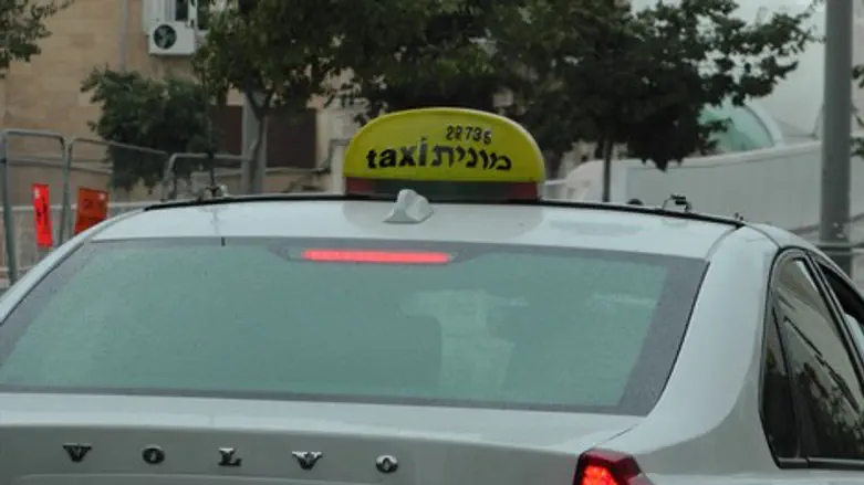 מונית