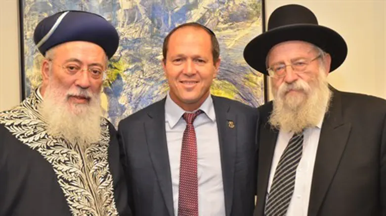 ניר ברקת והרב אריה שטרן